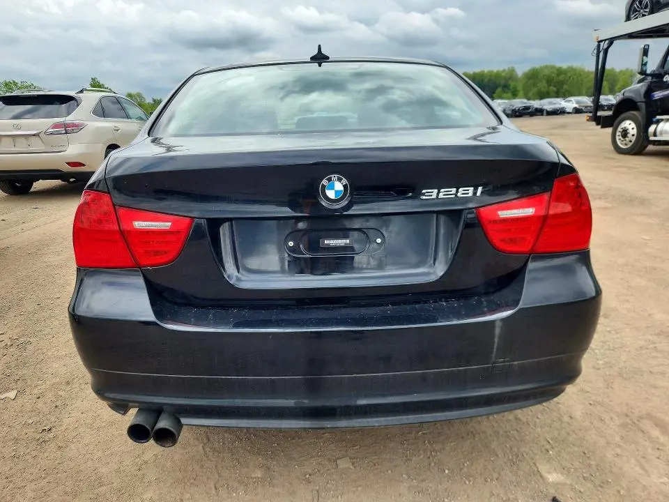 2011 BMW 328 XI  