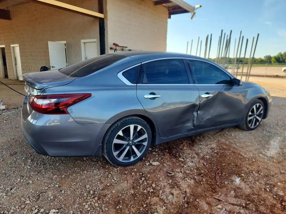 2017 NISSAN ALTIMA 2.5 SR  