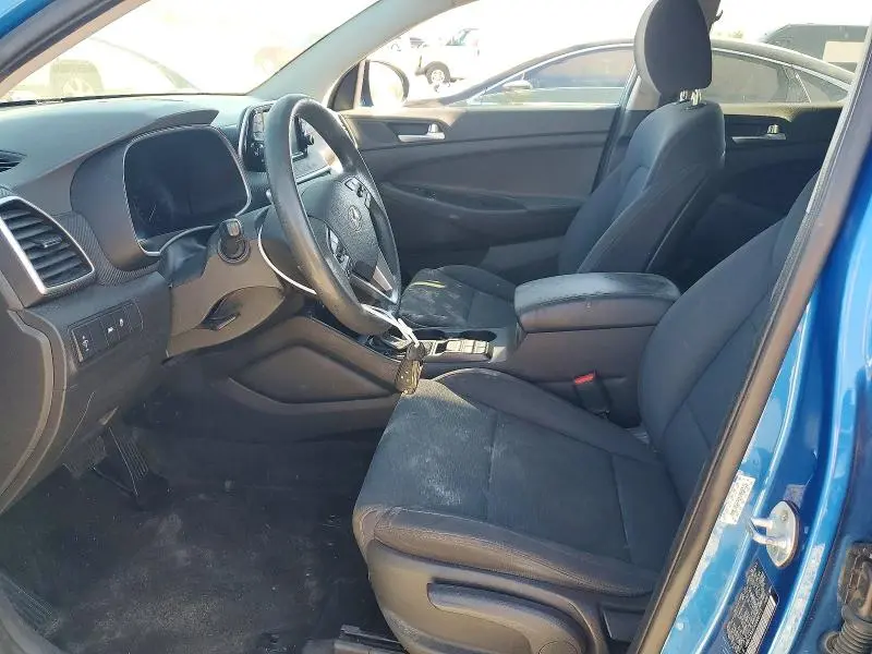 2019 HYUNDAI TUCSON SE  