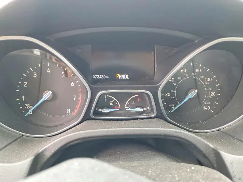 2016 FORD FOCUS SE  