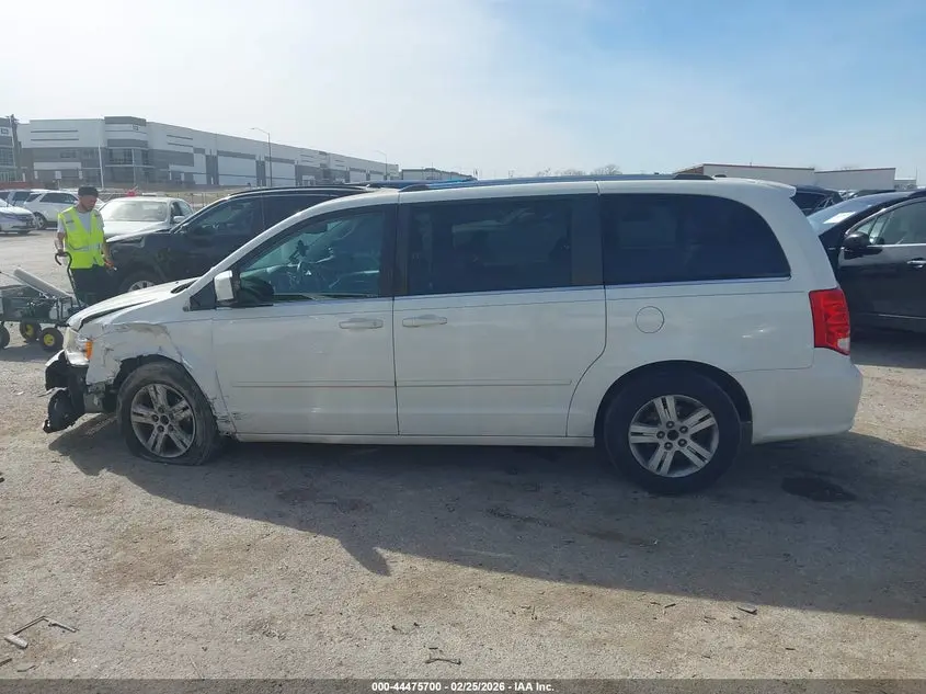 2011 DODGE GRAND CARAVAN CREW