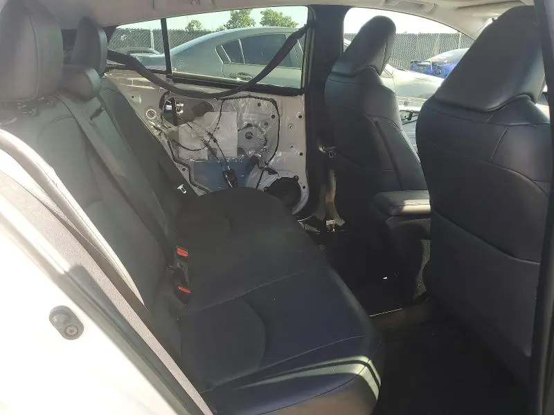 2017 TOYOTA PRIUS FOUR  