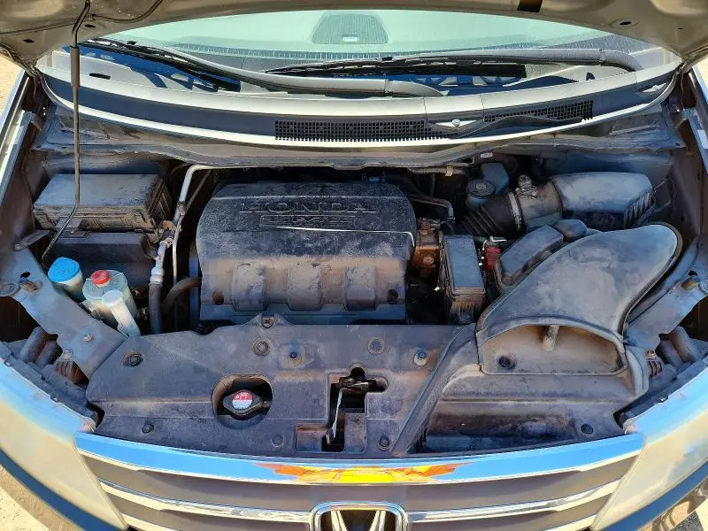 2011 HONDA ODYSSEY LX  
