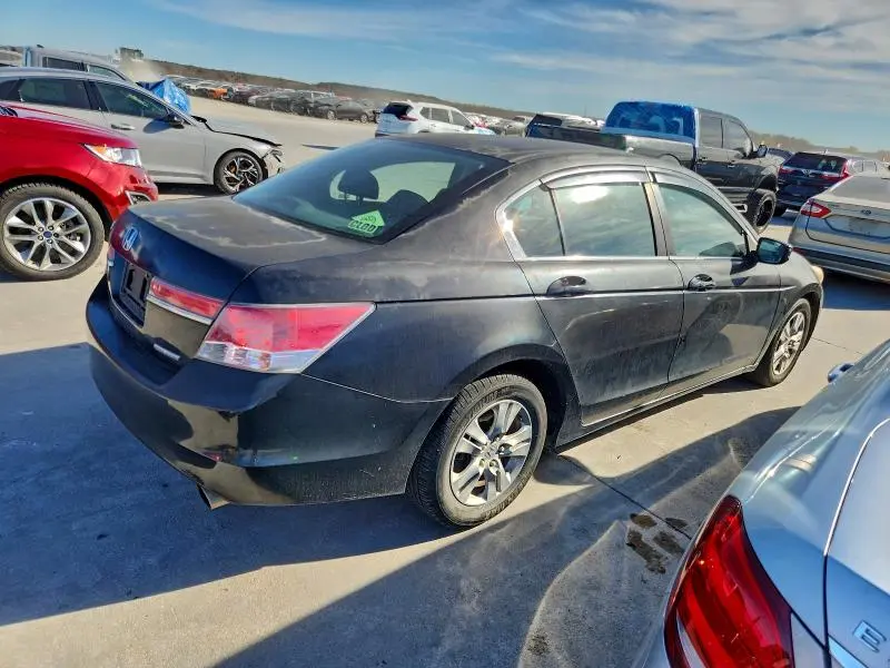 2011 HONDA ACCORD SE  