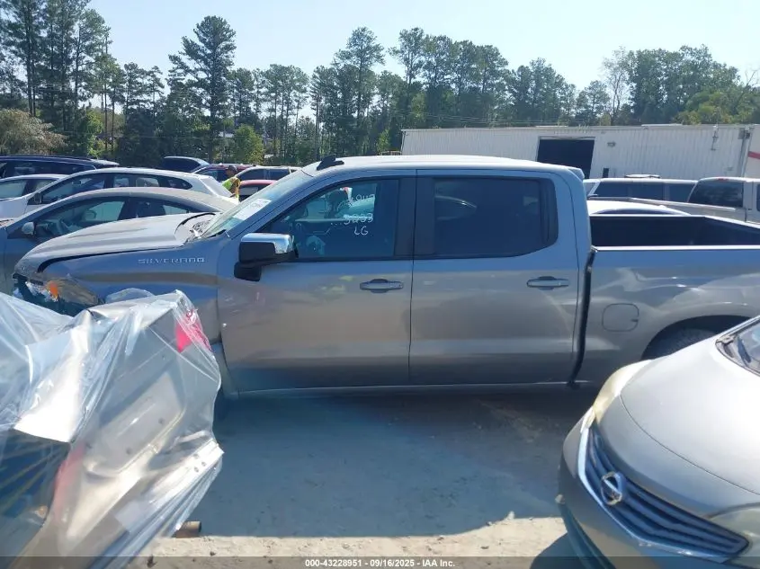 2023 CHEVROLET SILVERADO 1500 4WD  STANDARD BED LT