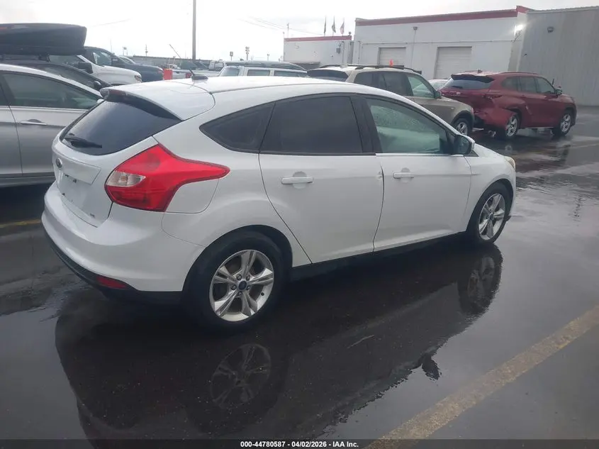 2014 FORD FOCUS SE