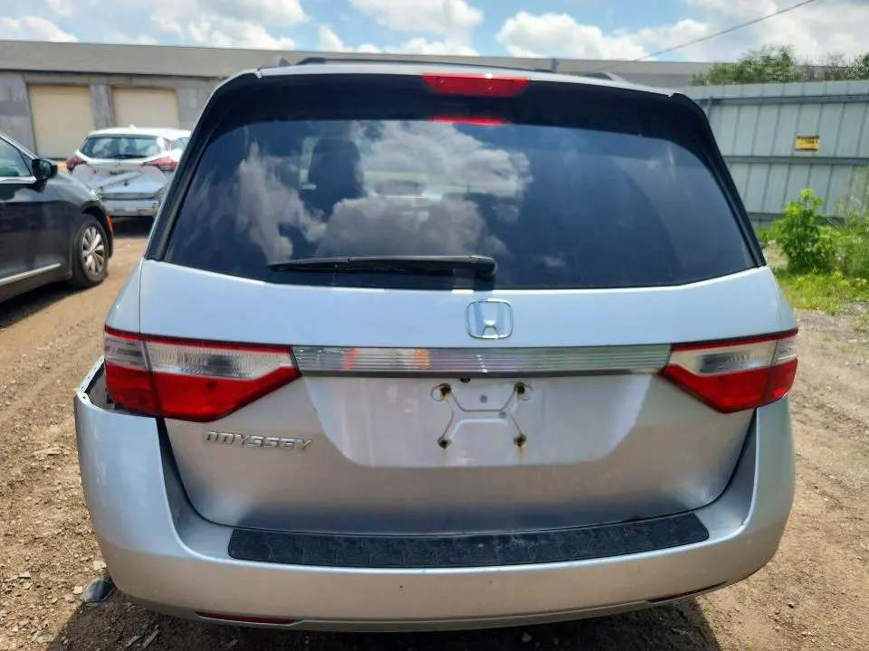 2013 HONDA ODYSSEY LX  