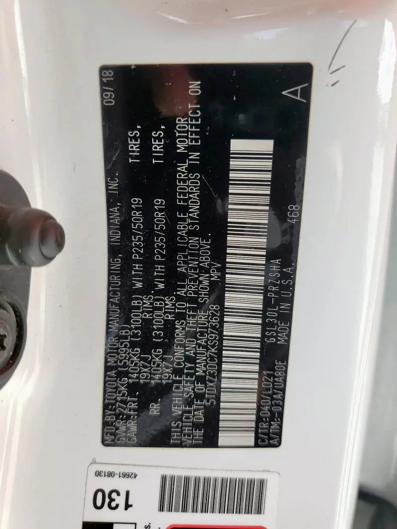 2019 TOYOTA SIENNA SE  