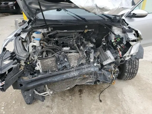 2017 VOLKSWAGEN PASSAT SE  