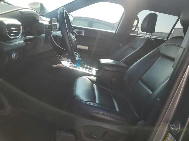 2021 FORD EXPLORER XLT  