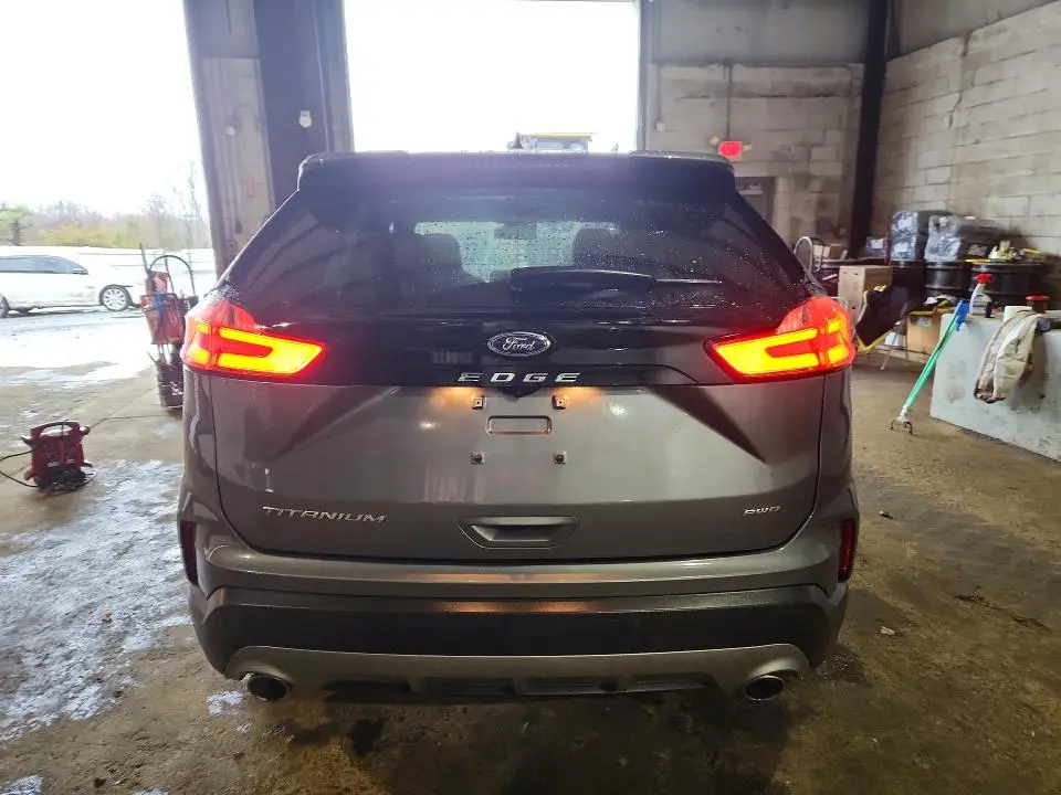 2021 FORD EDGE TITANIUM  