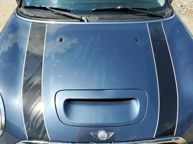 2010 MINI COOPER S  