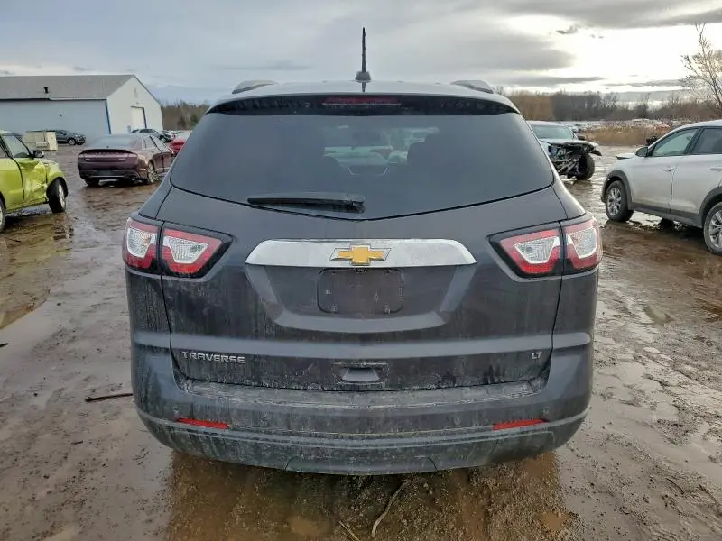 2017 CHEVROLET TRAVERSE LT  