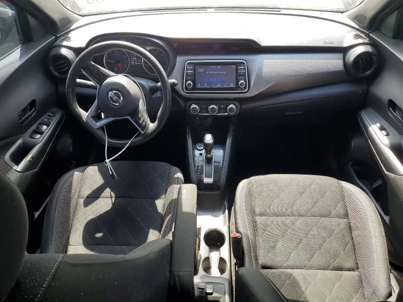 2019 NISSAN KICKS S  