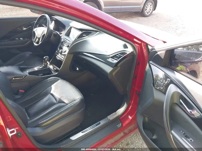 2016 HYUNDAI AZERA  