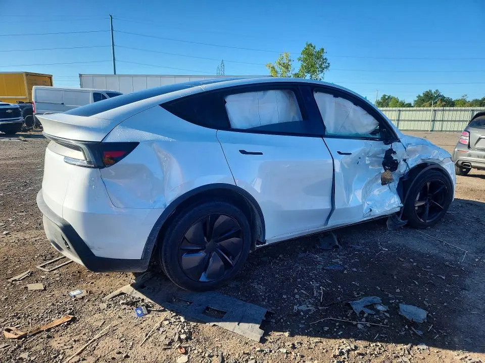 2026 TESLA MODEL Y   