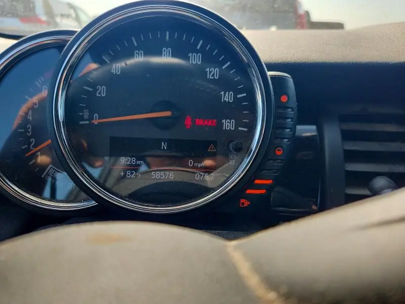 2016 MINI COOPER   