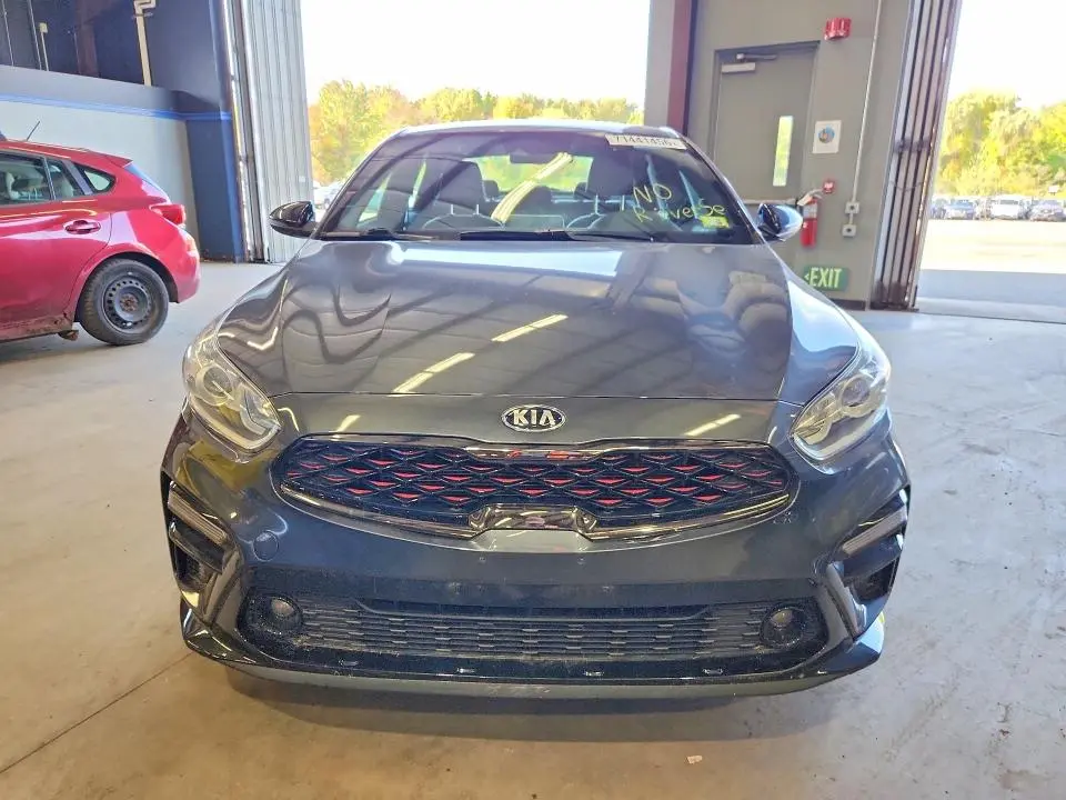 2021 KIA FORTE GT LINE  