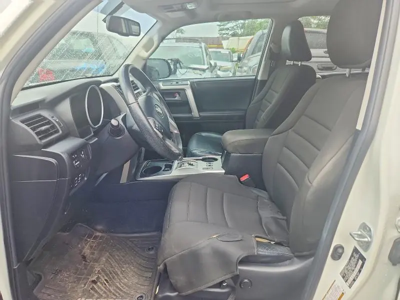 2013 TOYOTA 4RUNNER SR5  
