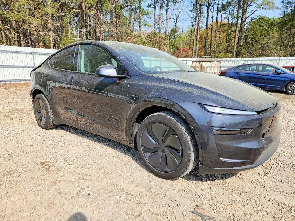 2026 TESLA MODEL Y   