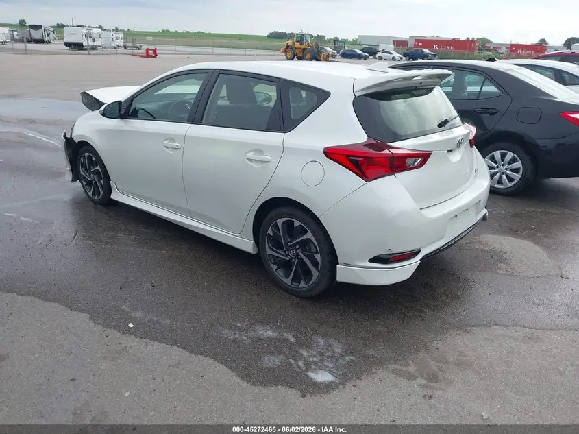 2018 TOYOTA COROLLA IM  