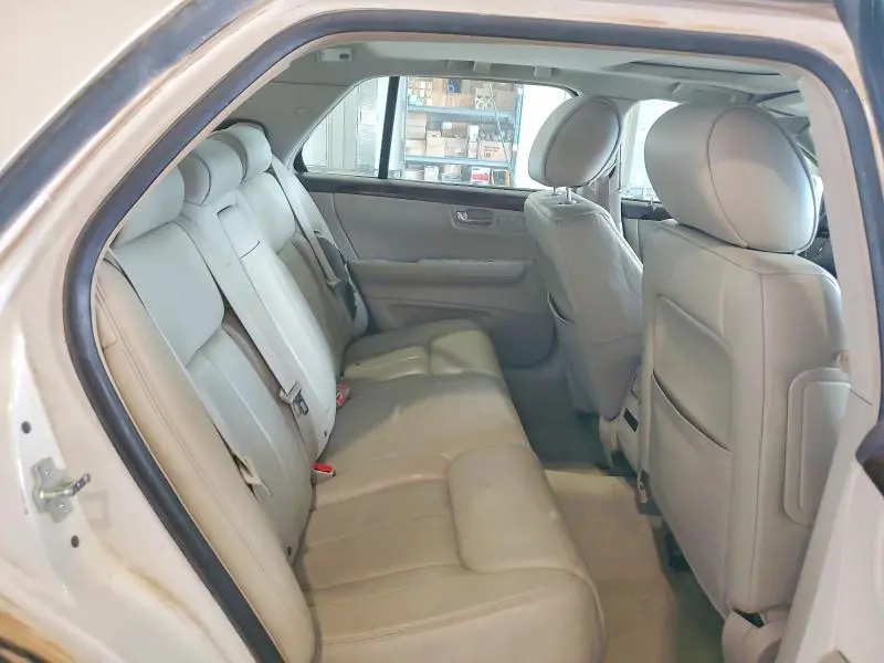 2010 CADILLAC DTS PREMIUM COLLECTION  