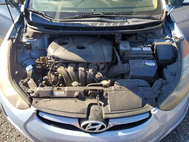 2011 HYUNDAI ELENTRA   