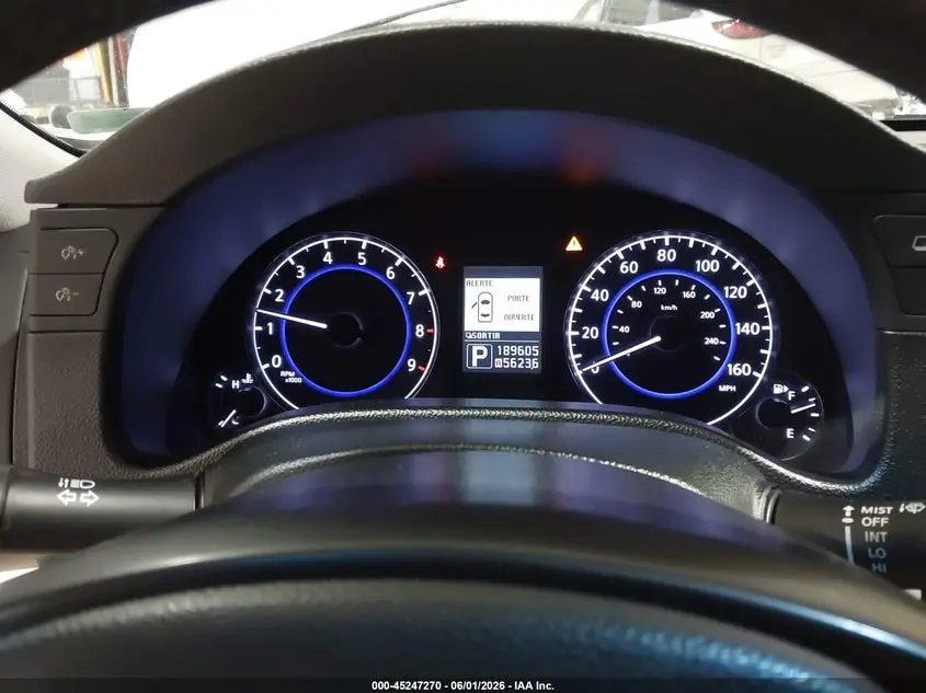 2015 INFINITI Q40  