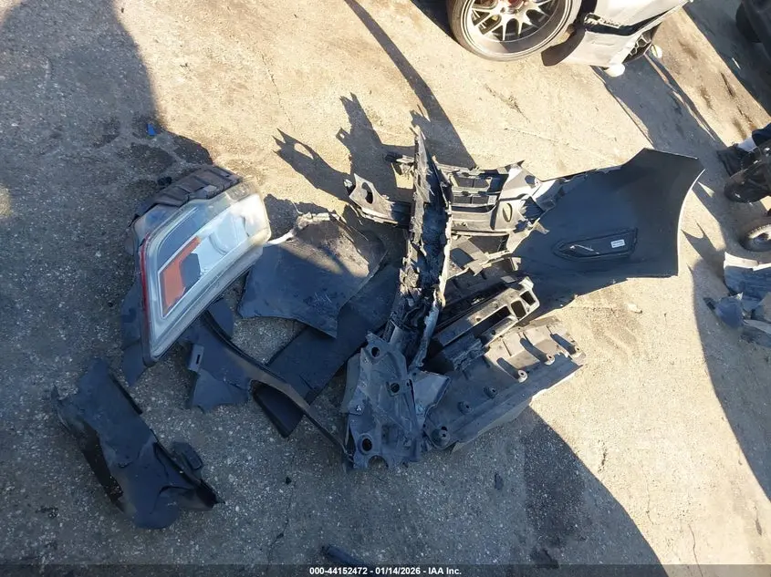 2024 NISSAN VERSA 1.6 SV