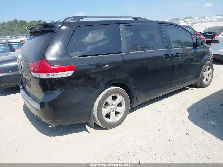 2014 TOYOTA SIENNA LE V6 8 PASSENGER