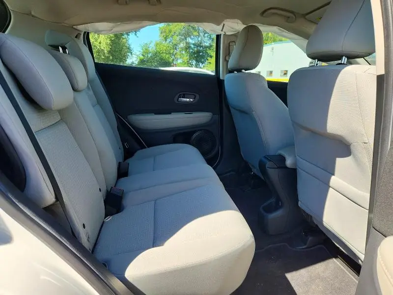 2020 HONDA HR-V LX  