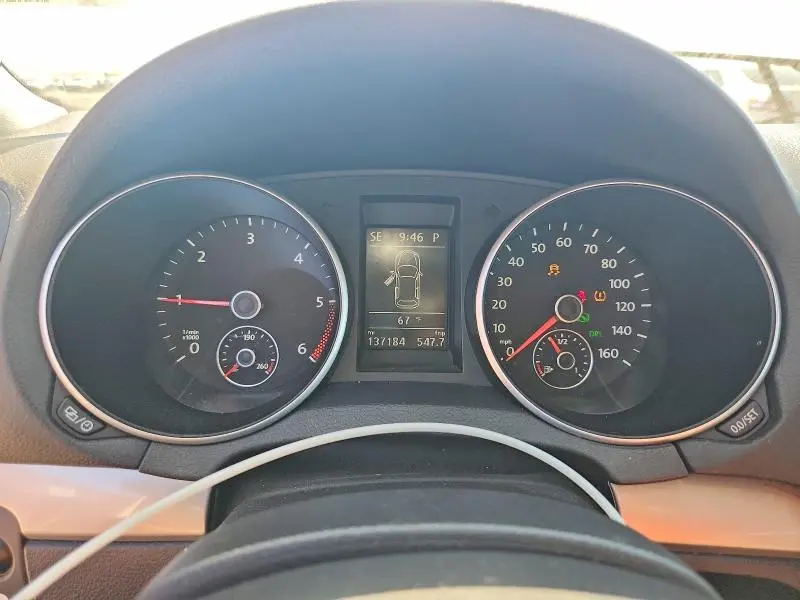 2014 VOLKSWAGEN GOLF   