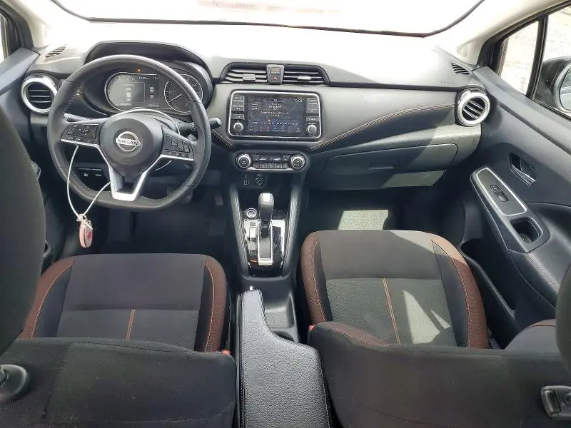 2022 NISSAN VERSA SR  