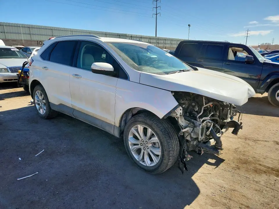 2022 FORD EDGE TITANIUM  