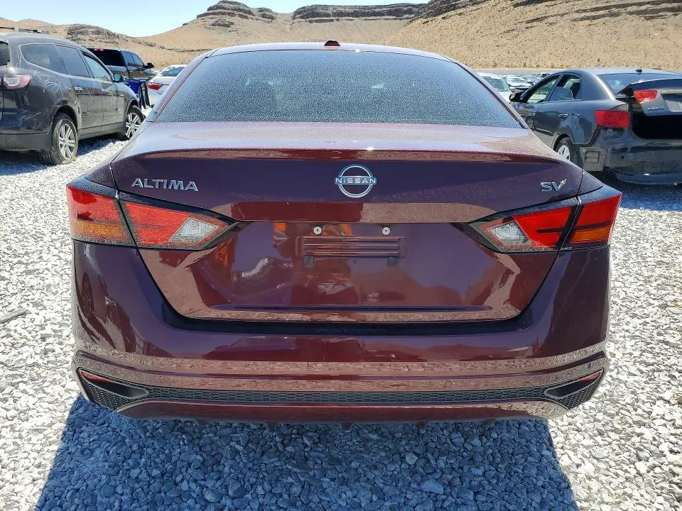 2024 NISSAN ALTIMA SV  