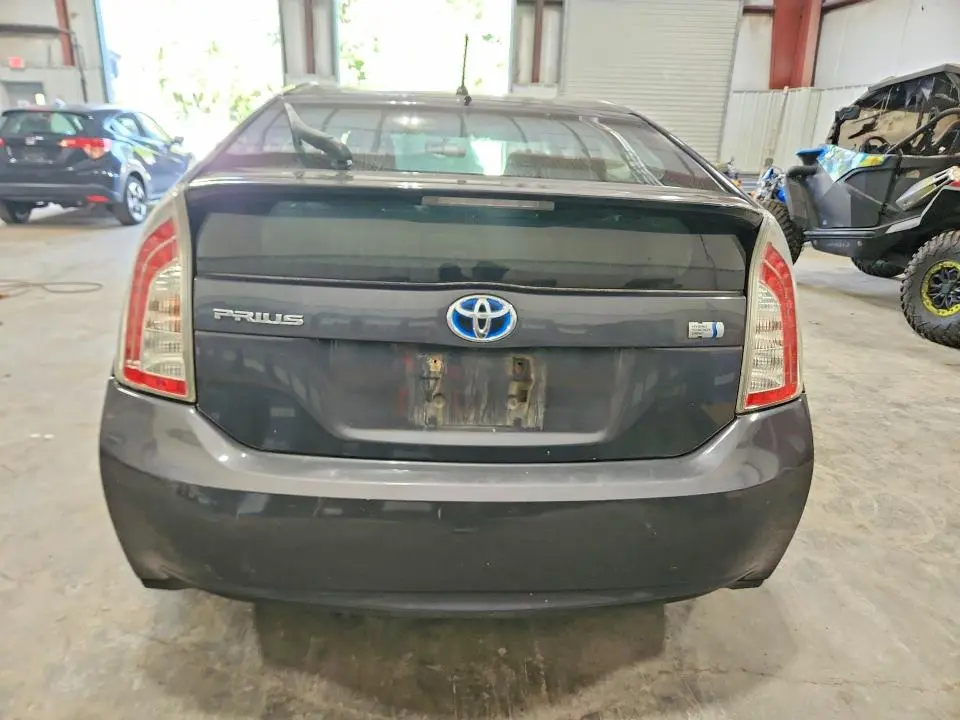 2013 TOYOTA PRIUS TWO  