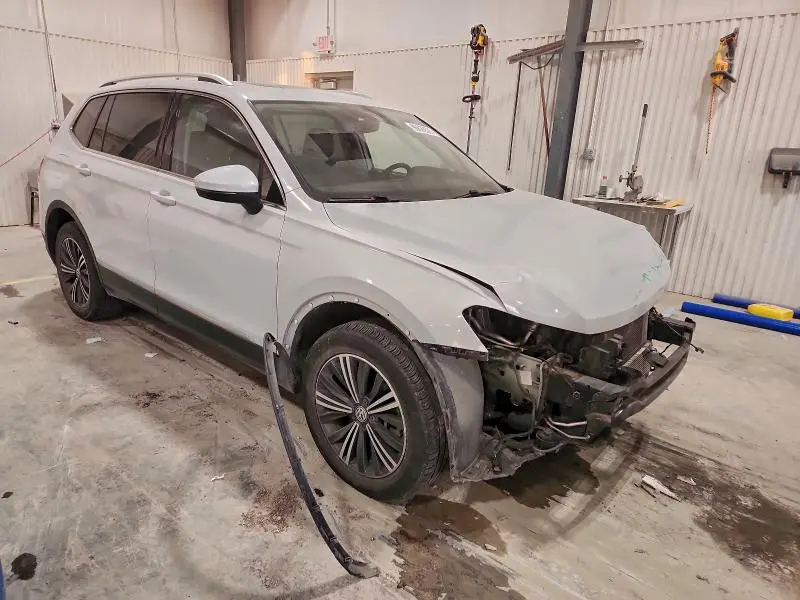 2018 VOLKSWAGEN TIGUAN SE  