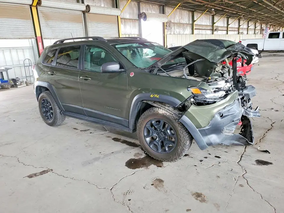 2020 JEEP CHEROKEE TRAILHAWK  