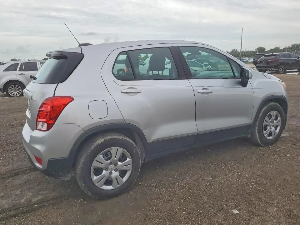 2017 CHEVROLET TRAX LS  