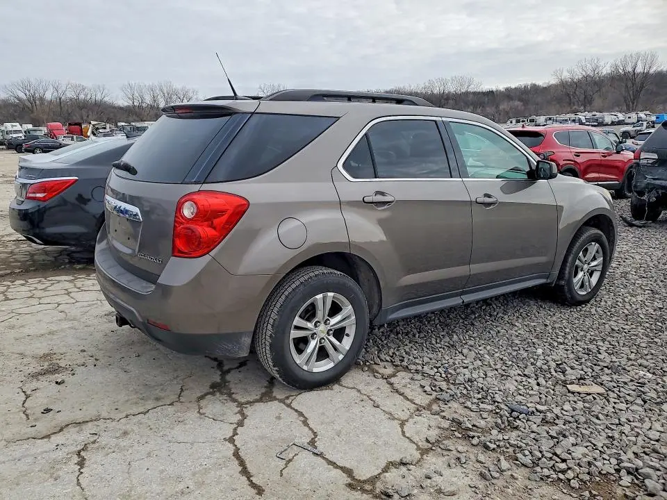 2010 CHEVROLET EQUINOX LT  