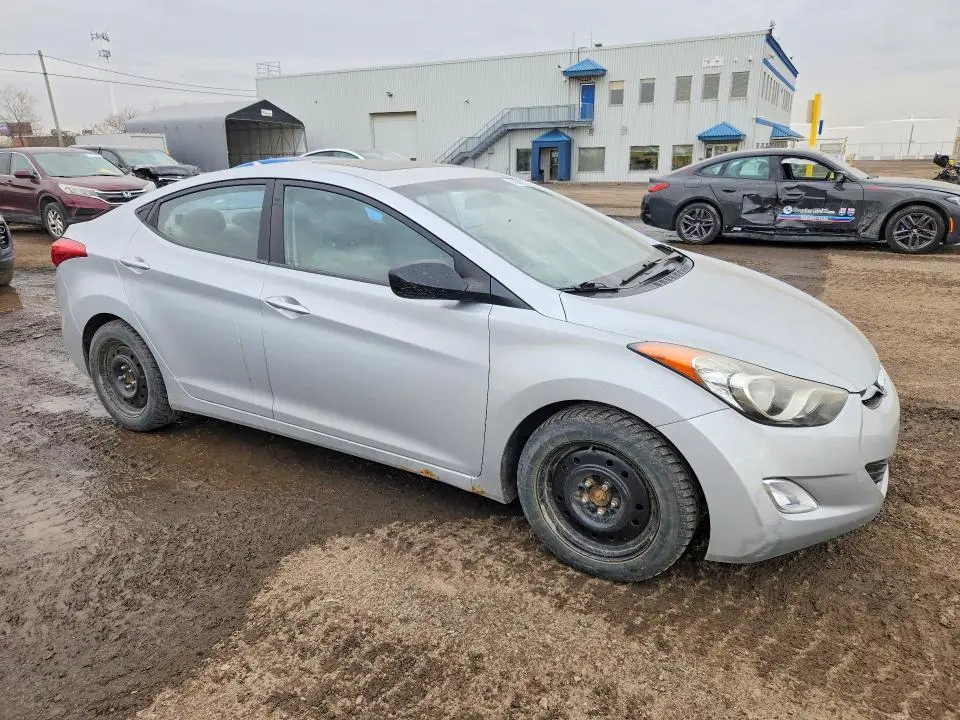 2011 HYUNDAI ELANTRA GLS  