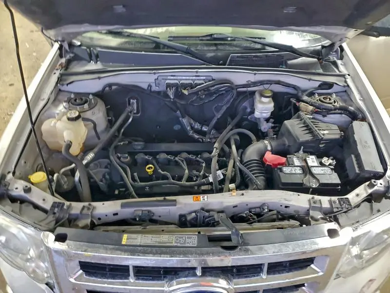 2011 FORD ESCAPE XLS  