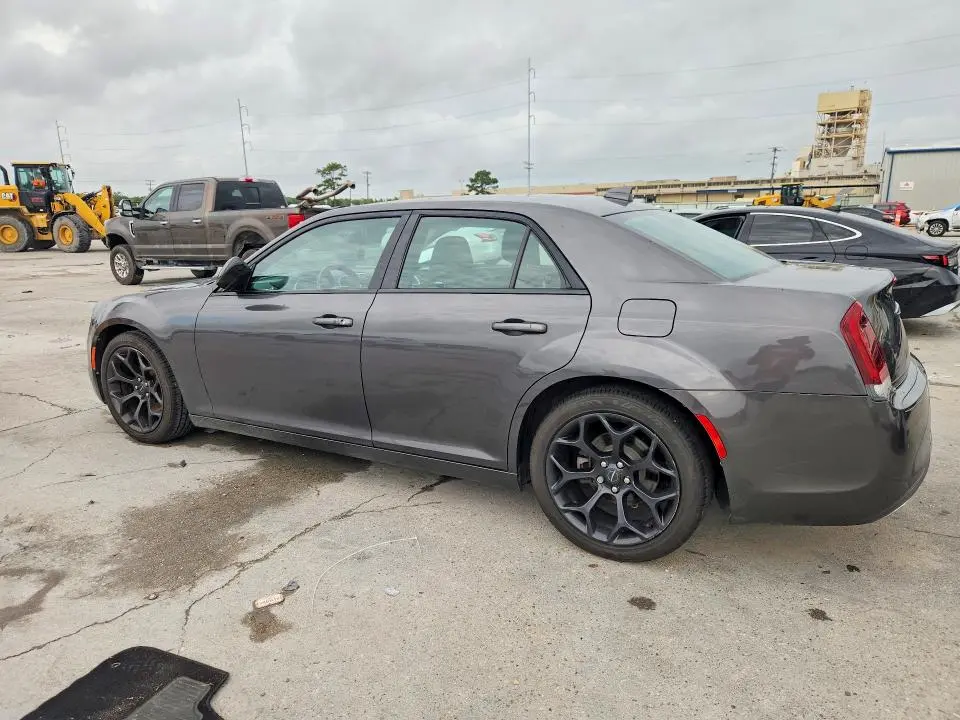 2019 CHRYSLER 300 TOURING  