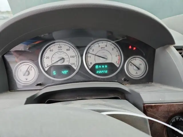 2010 CHRYSLER TOWN & COUNTRY TOURING  