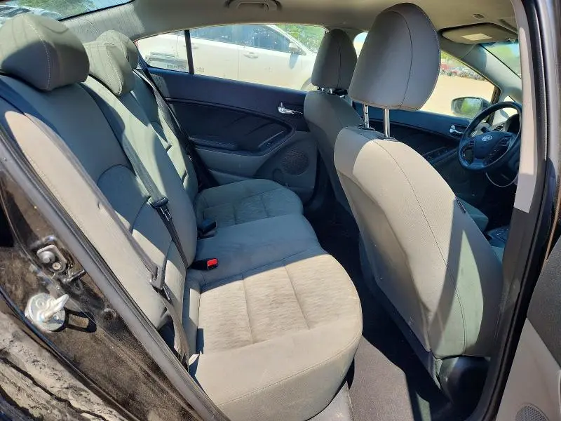 2015 KIA FORTE LX  