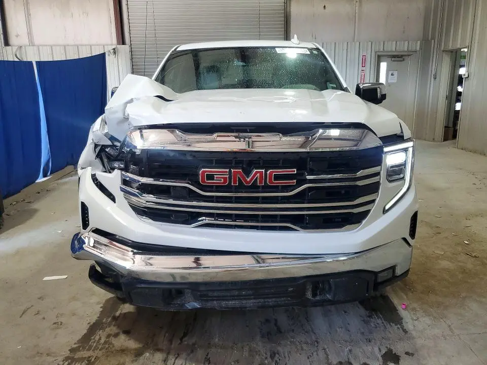 2026 GMC SIERRA K1500 SLT  