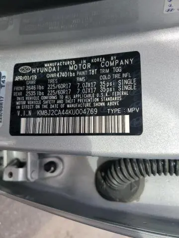 2019 HYUNDAI TUCSON SE  