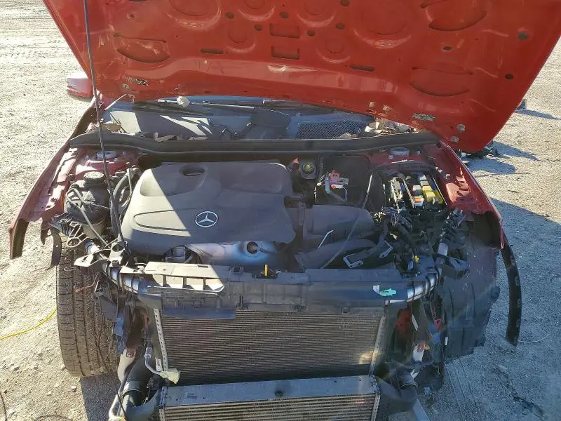 2016 MERCEDES-BENZ GLA 250 4MATIC  