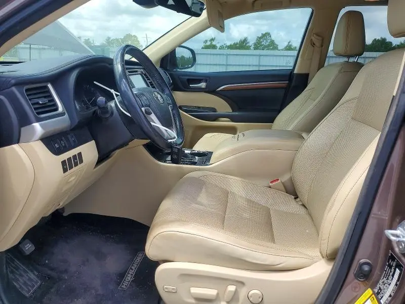 2017 TOYOTA HIGHLANDER LIMITED  