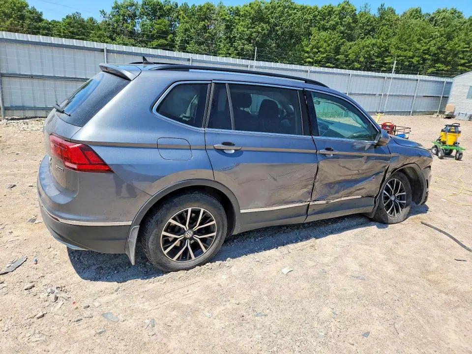 2021 VOLKSWAGEN TIGUAN SE  